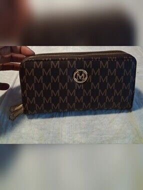 Elegant Monogram Double Zip Wallet